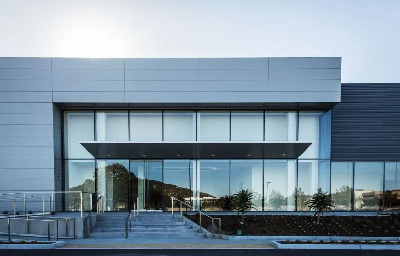 Why ACP Sheets Dominate Modern Building Design?